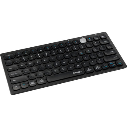 Teclado inalámbrico Kensington compacto vista en ángulo mostrando las teclas